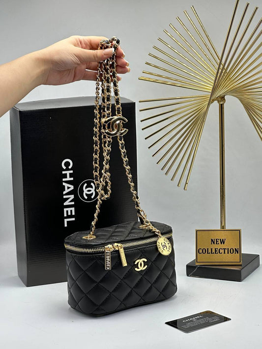 Chanel Vanity Black