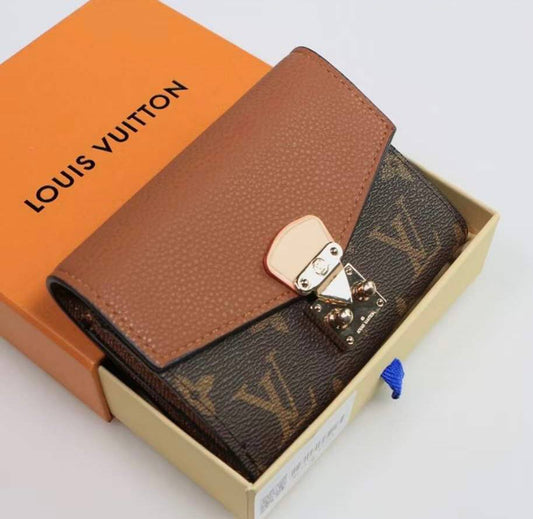 Louis Vuitton Καφέ