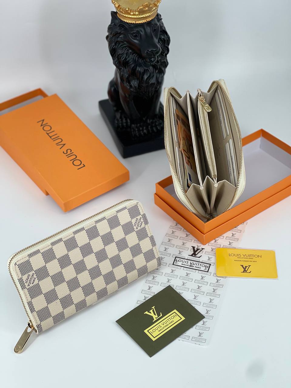 Louis Vuitton Πορτοφόλι Λευκό