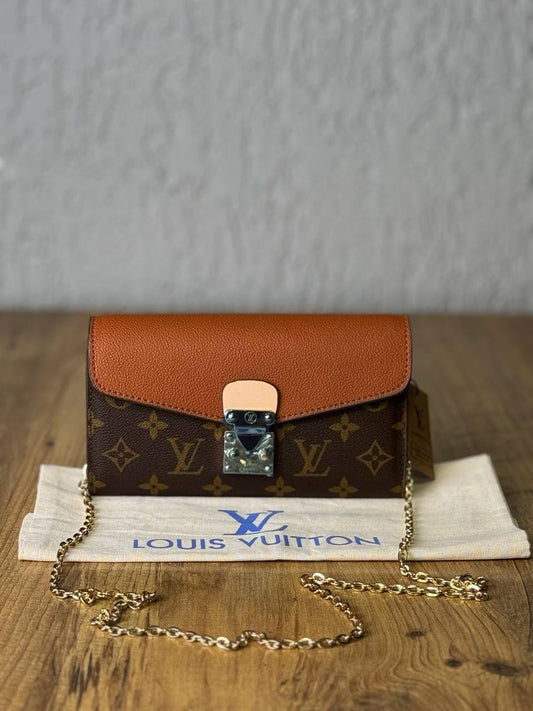 Louis Vuitton Πορτοφόλι Καφέ