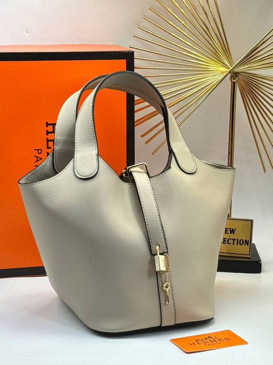 Hermès Picotin Lock Bag Beige