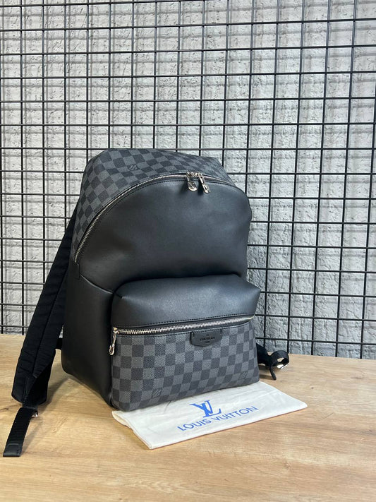 Louis Vuitton Discovery Damier