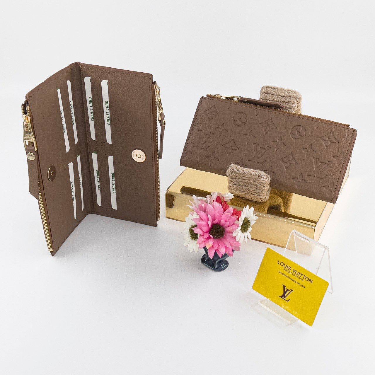 Louis Vuitton Πορτοφόλι Adele Μπεζ