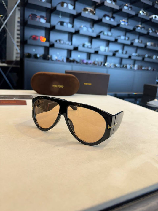 Tom Ford Oversized Aviator Sunglasses Black Frame Brown Lenses