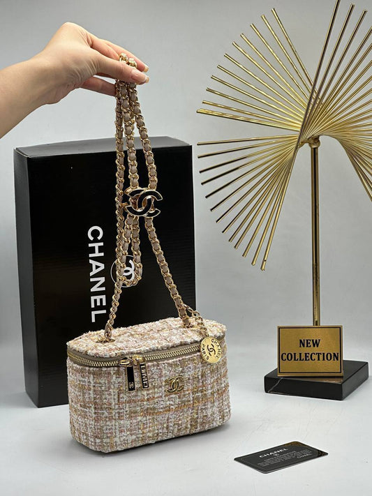 Chanel Vanity Case Bag Pink