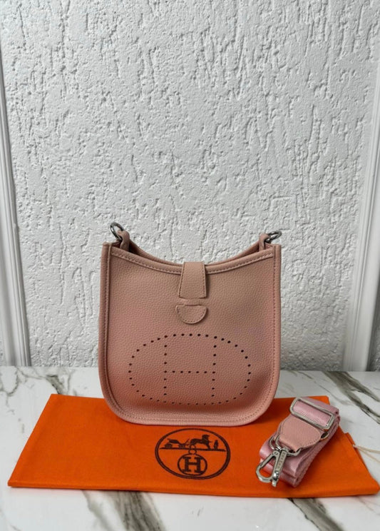 Hermes Evelyn Pink