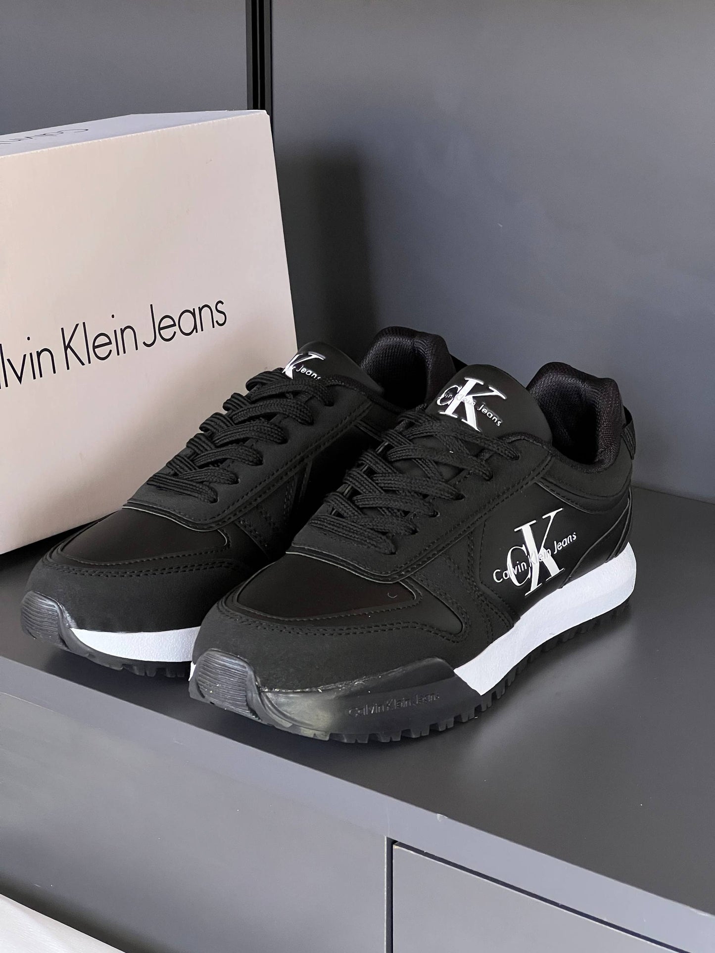 Calvin Klein Sneakers Black