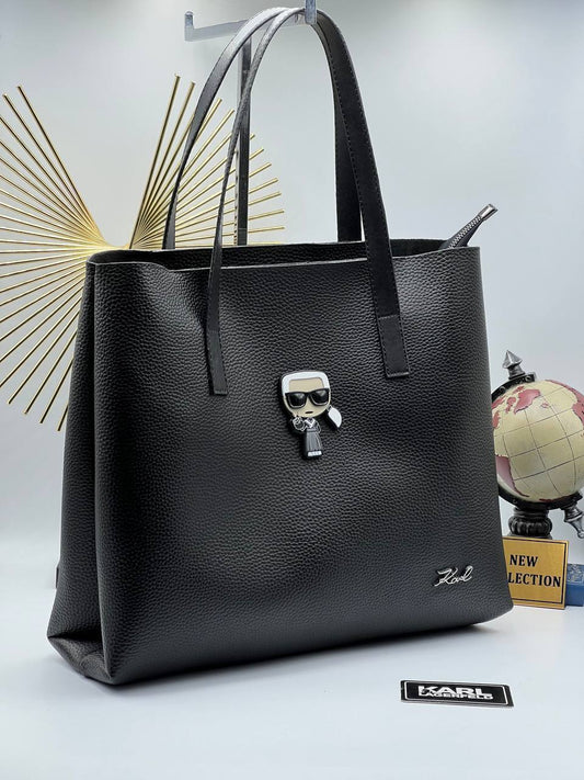 Karl Lagerfeld Shopping