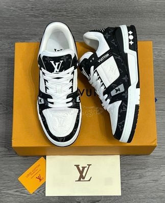 Louis Vuitton Trainer Sneaker Black White