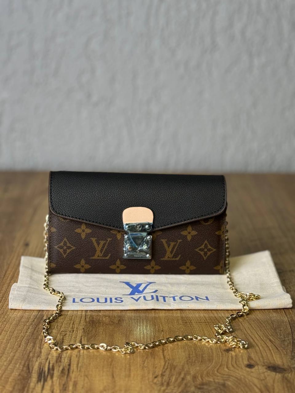 Louis Vuitton Pallas Chain Wallet Monogram Noir