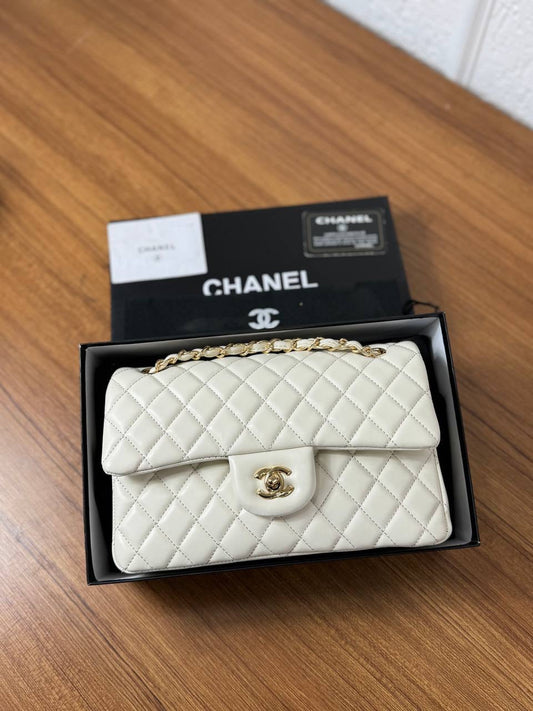 Chanel 2.55 Μπεζ