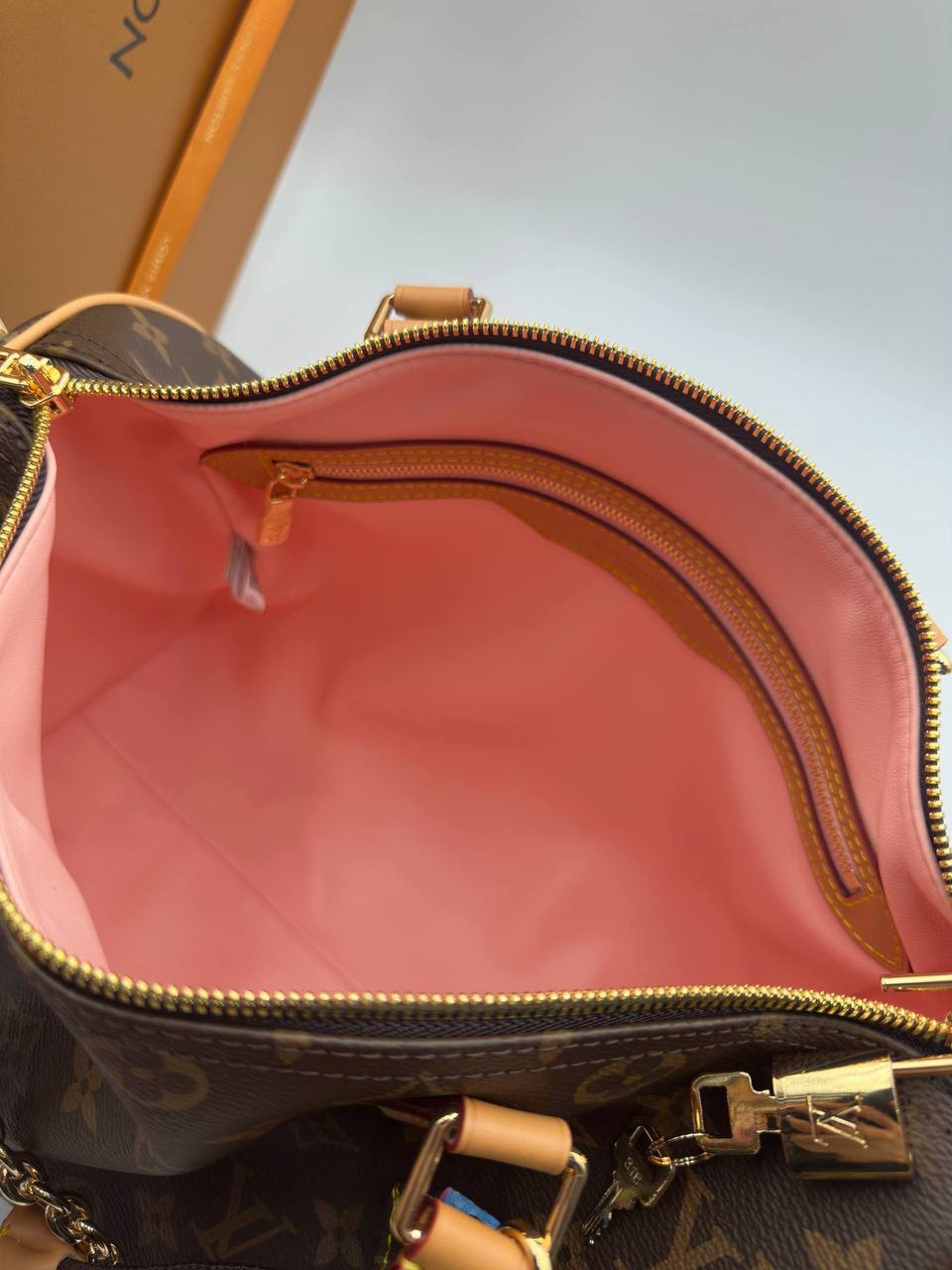 Louis Vuitton Monogram Graceful PM Pink