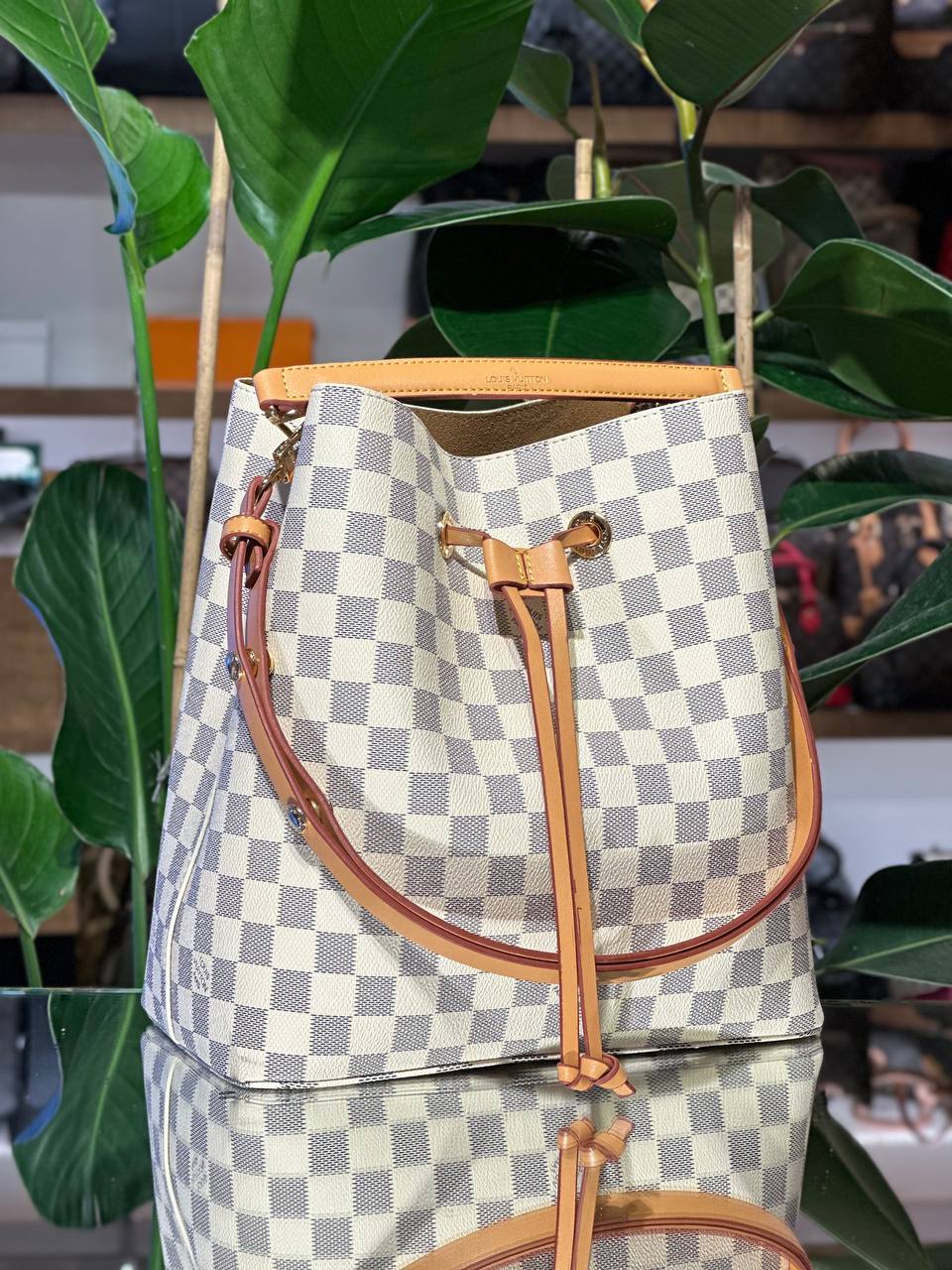 Louis Vuitton Neonoe