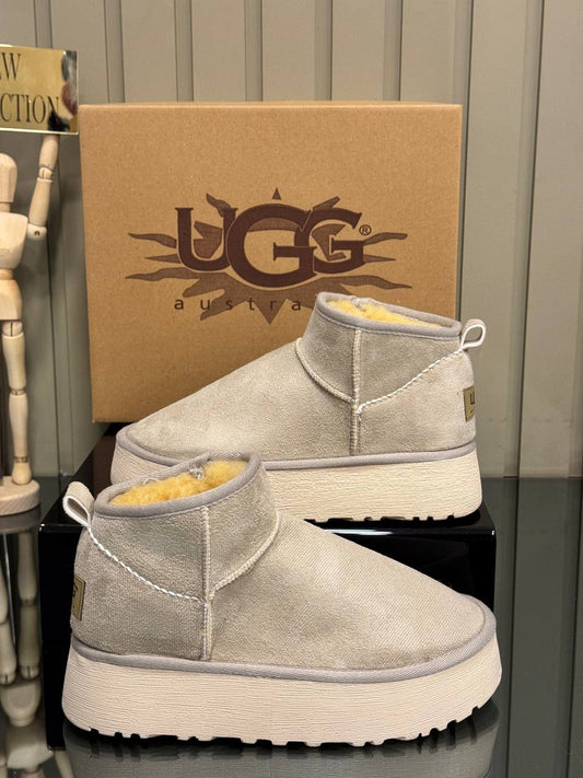 Ugg Classic Μπεζ