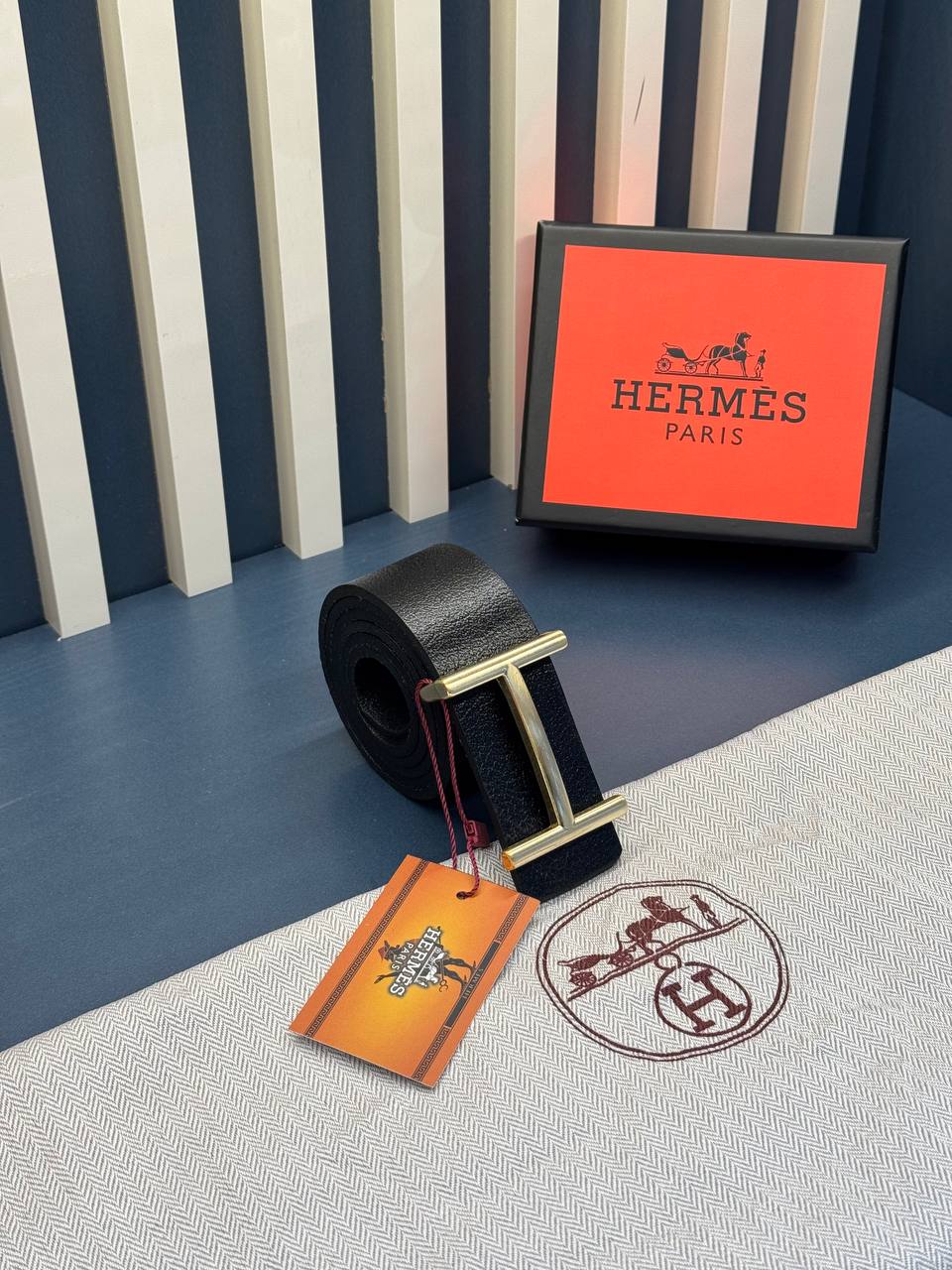 Hermès H Reversible Belt Black/Gold