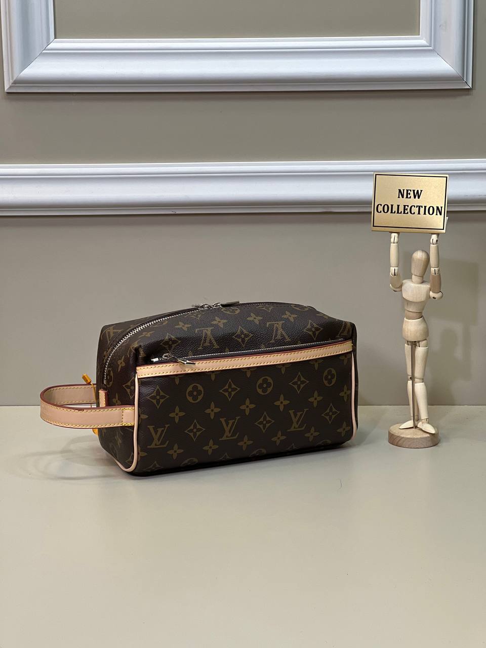 Louis Vuitton Neseser Monogram