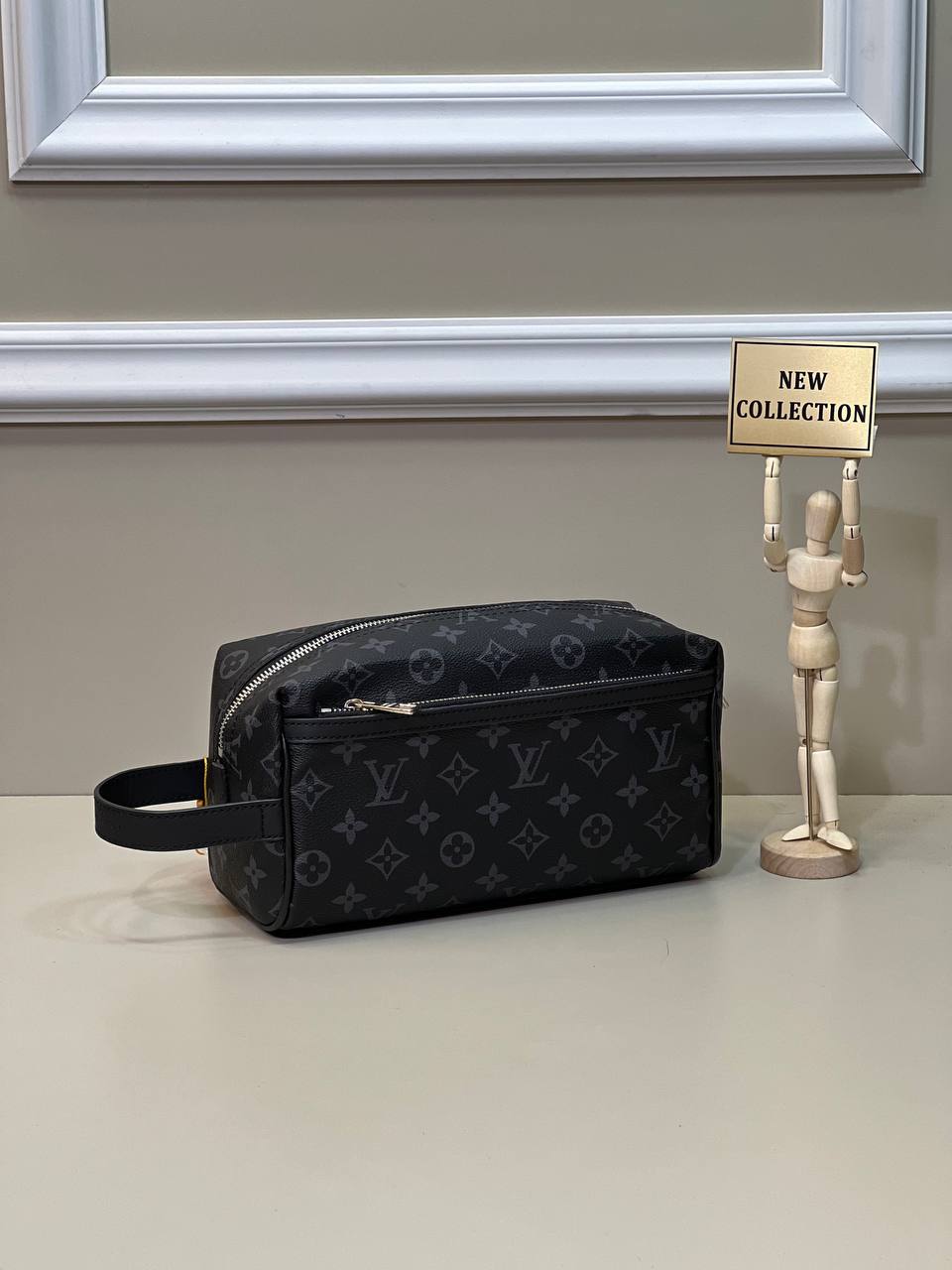 Louis Vuitton Neseser Monogram Black