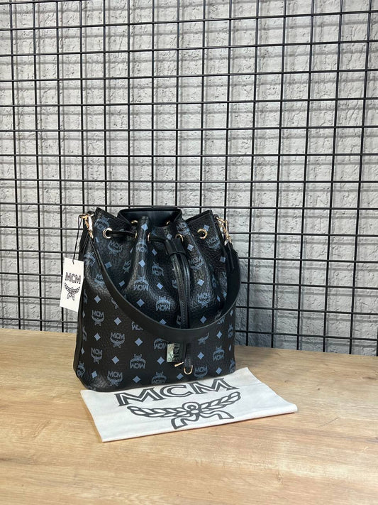 MCM Bucket Bag Black Visetos