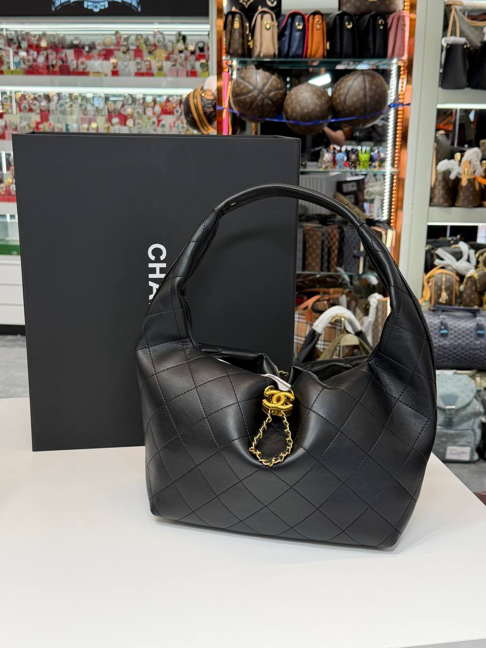 Chanel 22 Small Hobo Bag Black Quilted Leather