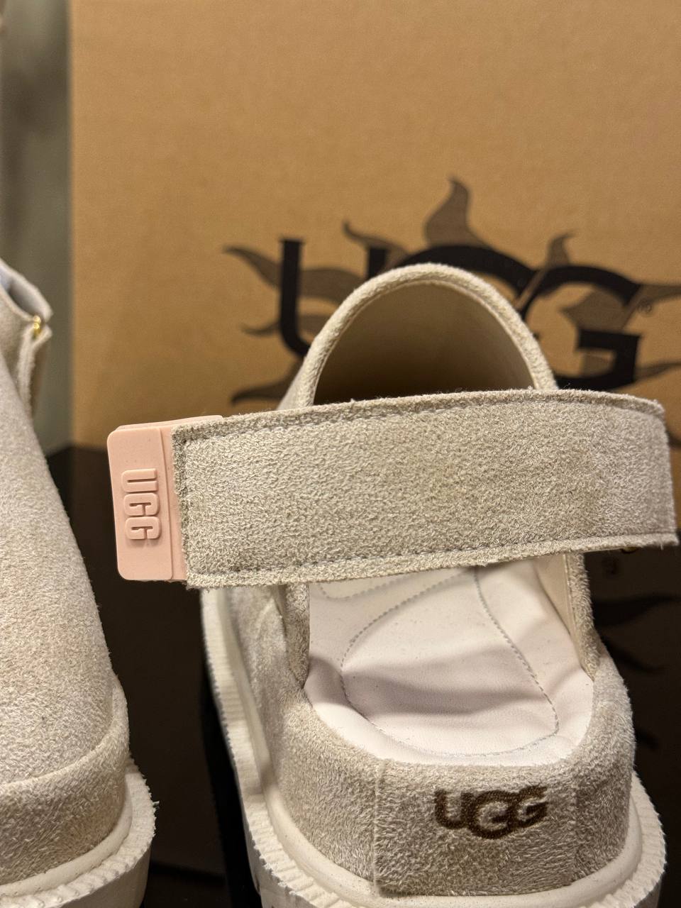 Ugg Goldenstar Μπεζ