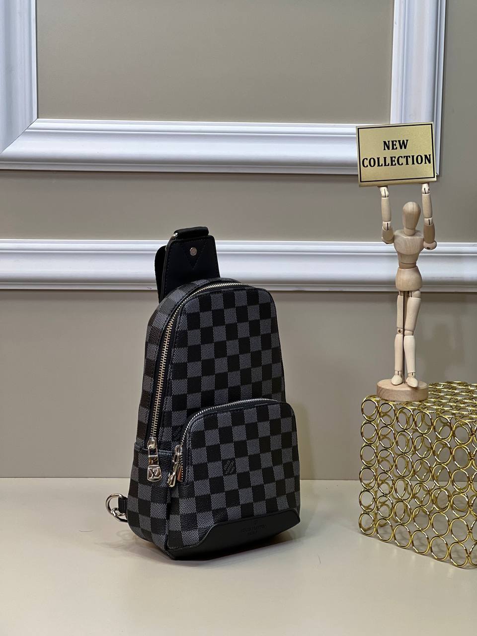 Louis Vuitton Avone Damier