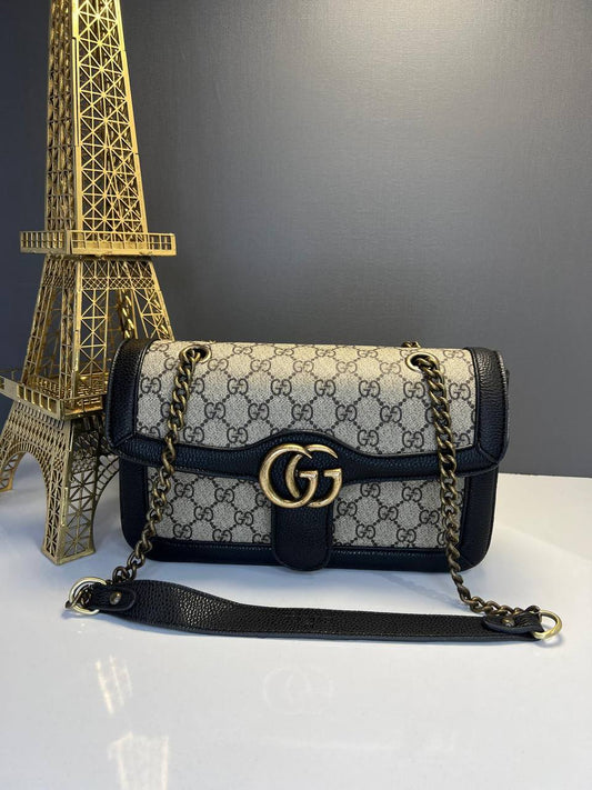 Gucci GG Marmont Small Shoulder Bag
