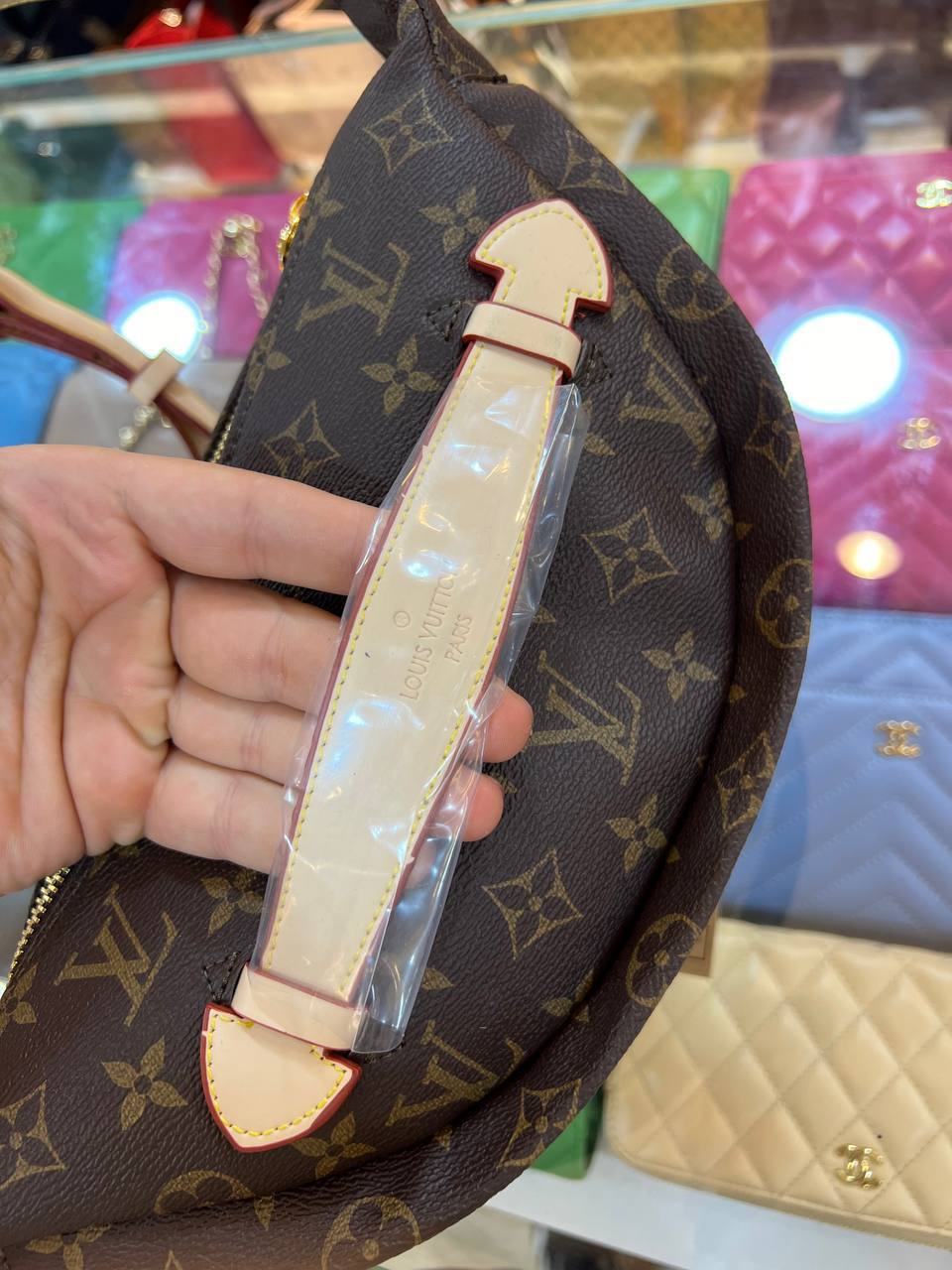Louis Vuitton Bumbag Monogram