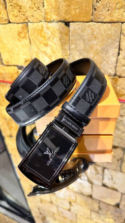 Louis Vuitton Automatic Damier