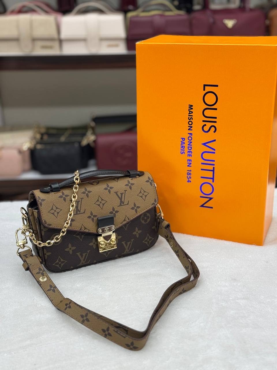 Louis Vuitton Metis