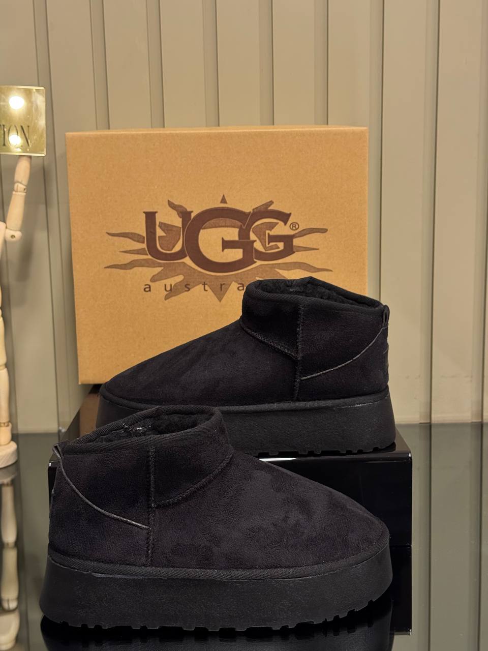Ugg Classic Μαύρο