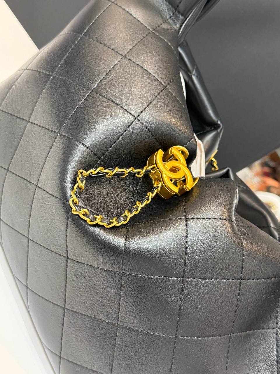 Chanel 22 Small Hobo Bag Black Quilted Leather