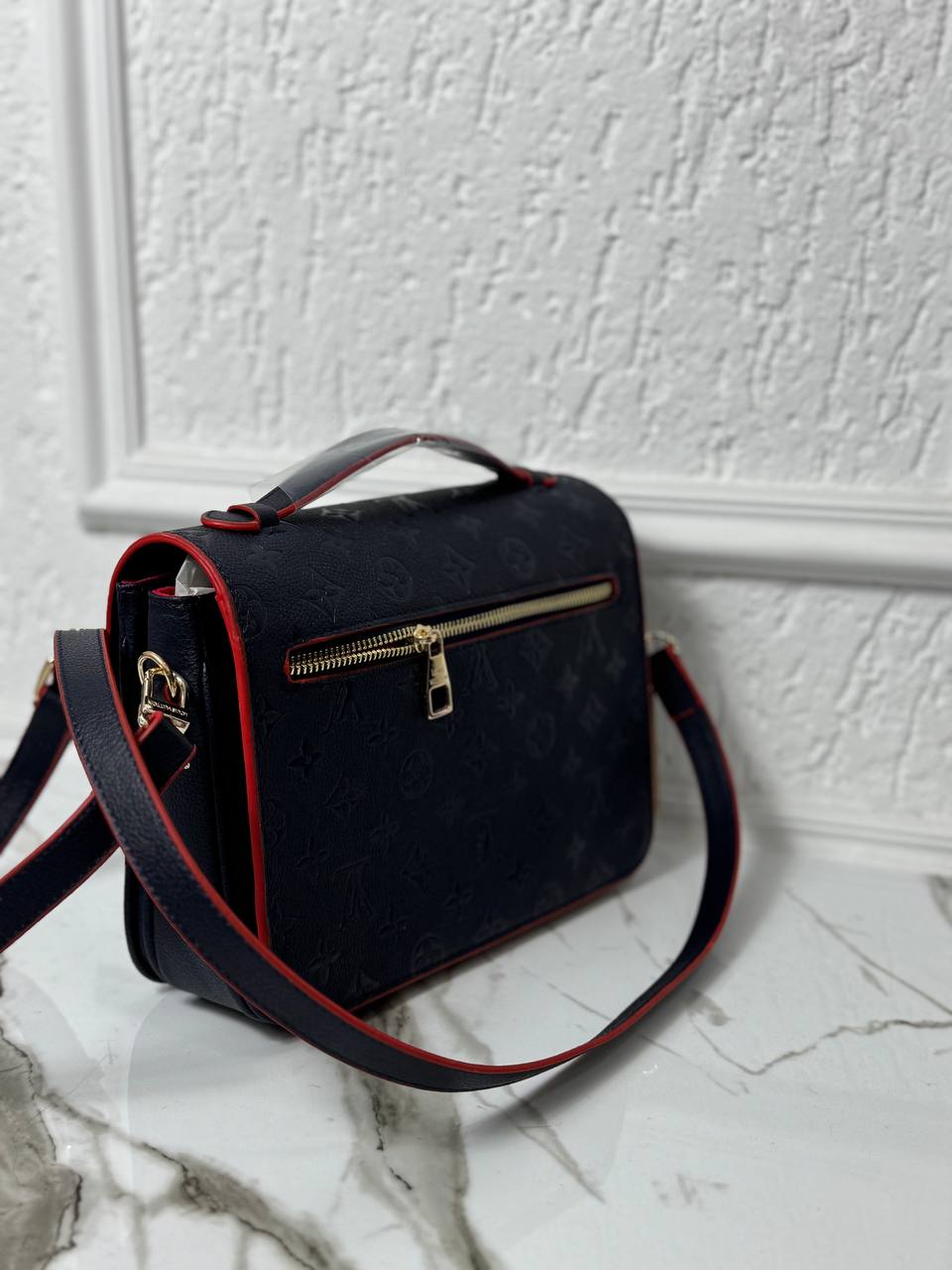 Louis Vuitton Metis Blue
