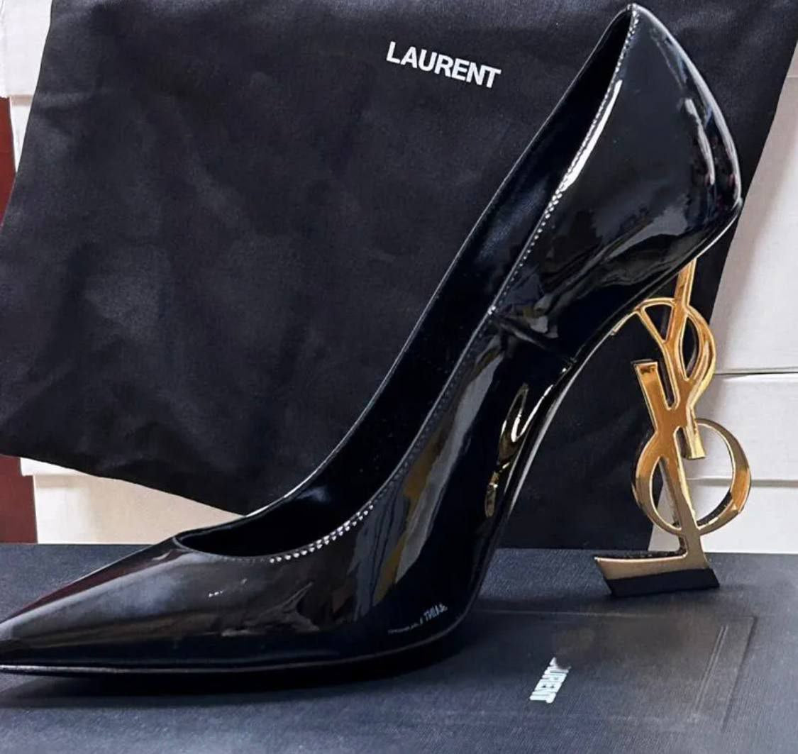 Ysl Γόβα