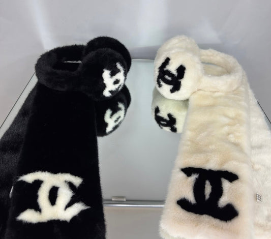 Chanel Σετ Κασκόλ και Earwarmers