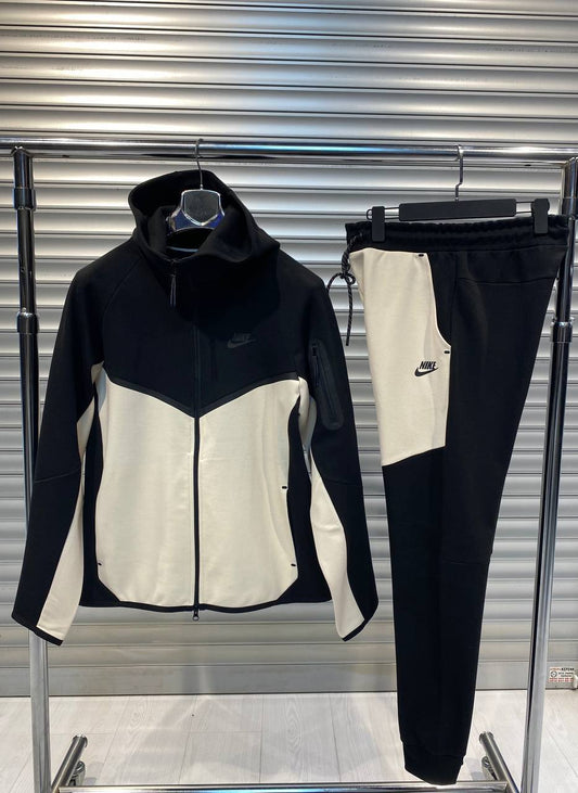 Nike Techfleece Σετ Φόρμες