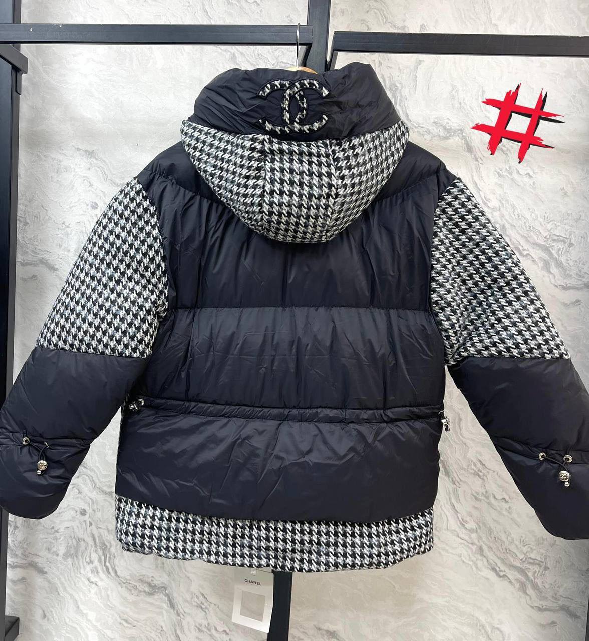 Chanel Μπουφάν