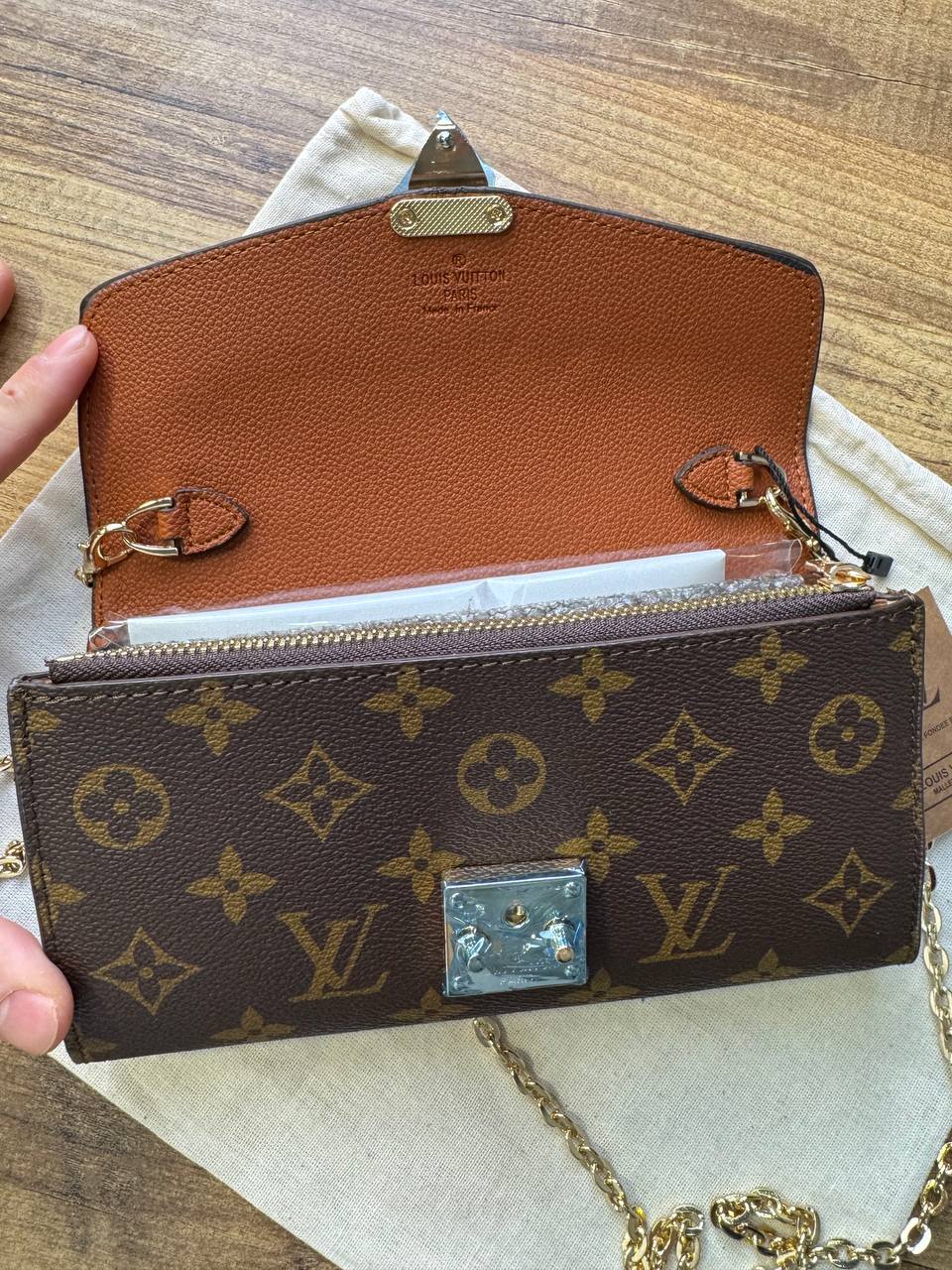 Louis Vuitton Πορτοφόλι Καφέ