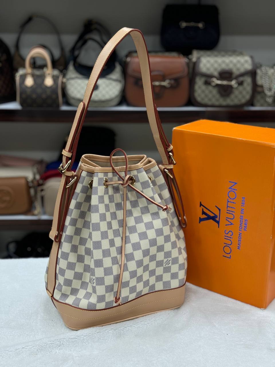 Louis Vuitton Noe Damier Λευκό