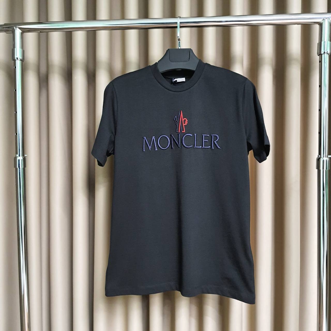 Moncler Μαύρο