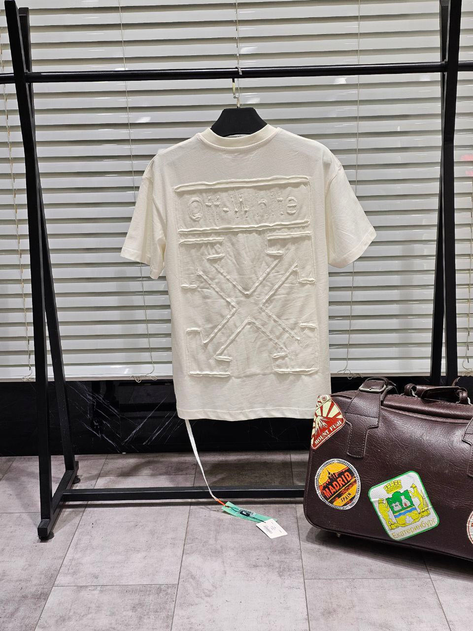 Off White T-shirt