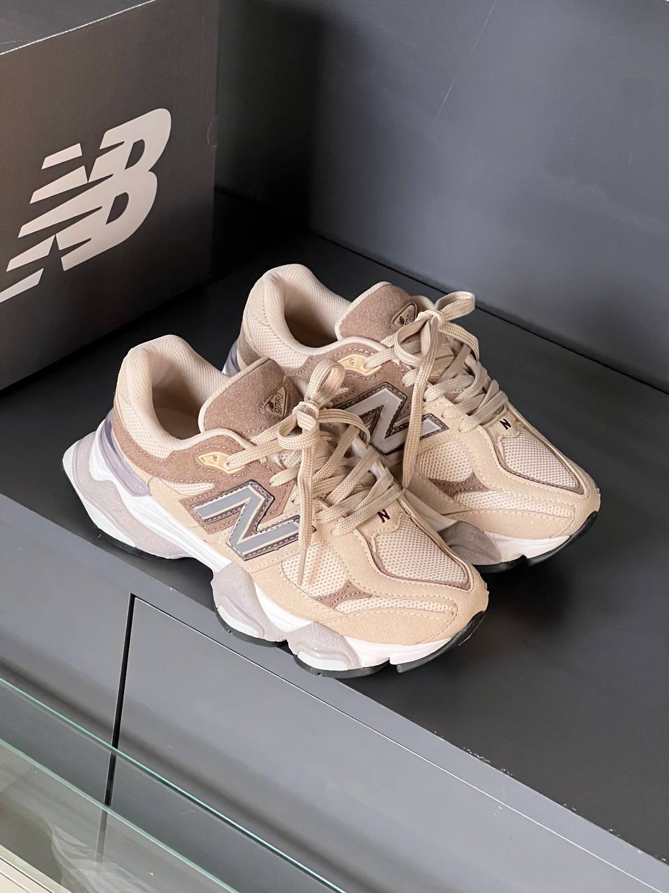 New Balance 9060 Beige