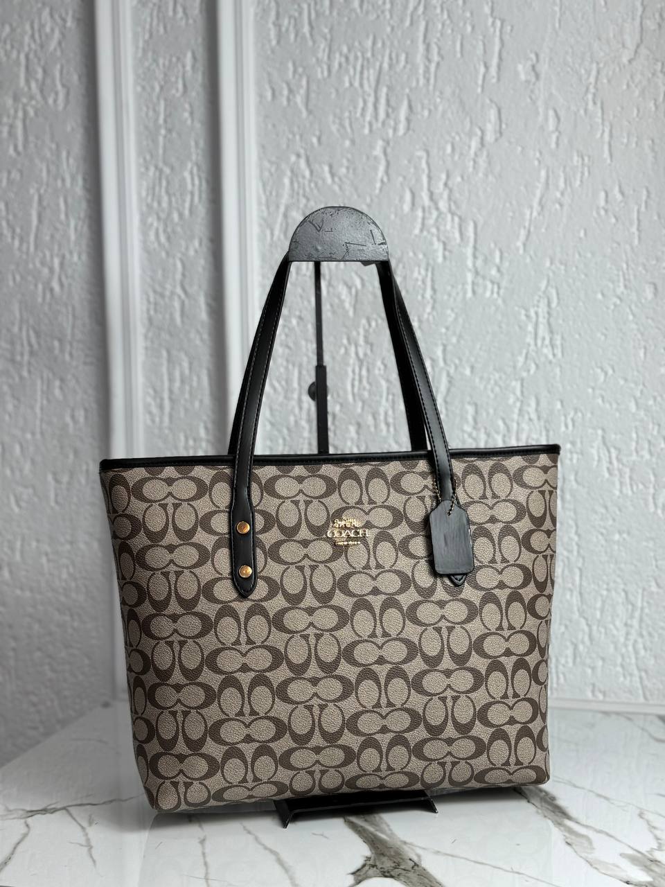 Coach City Tote Signature