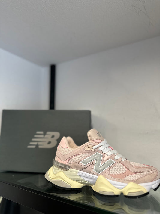 New Balance 9060 Crystal Pink