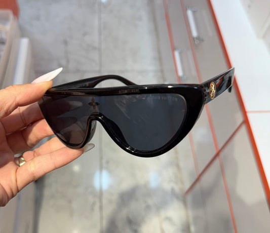Louis Vuitton LV Shield Sunglasses Black