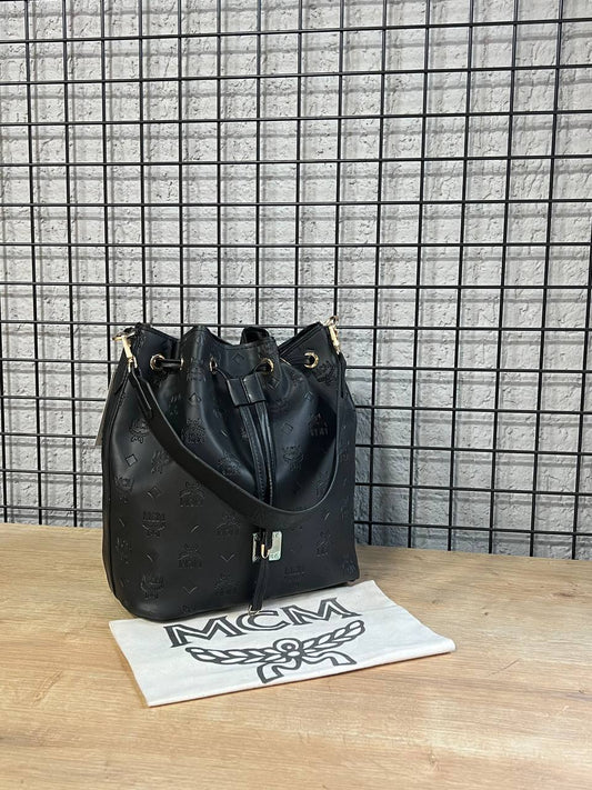 MCM Bucket Bag All Black Visetos