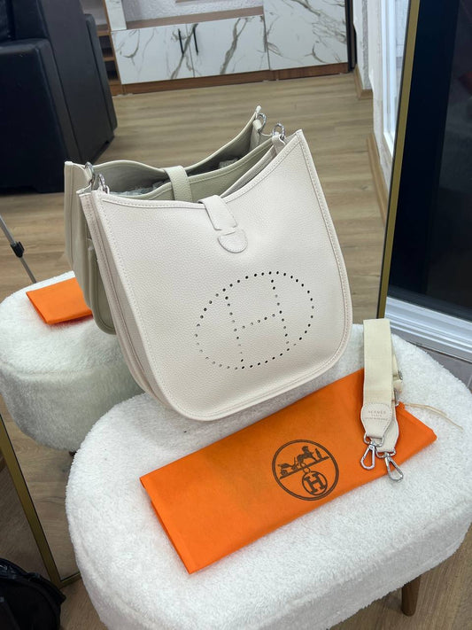 Hermes Evelyn Άσπρη