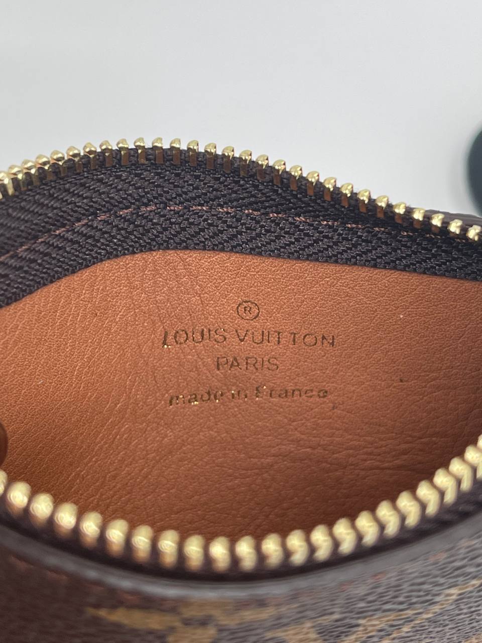 Louis Vuitton Μπρελοκ-Πορτοφόλι Monogram