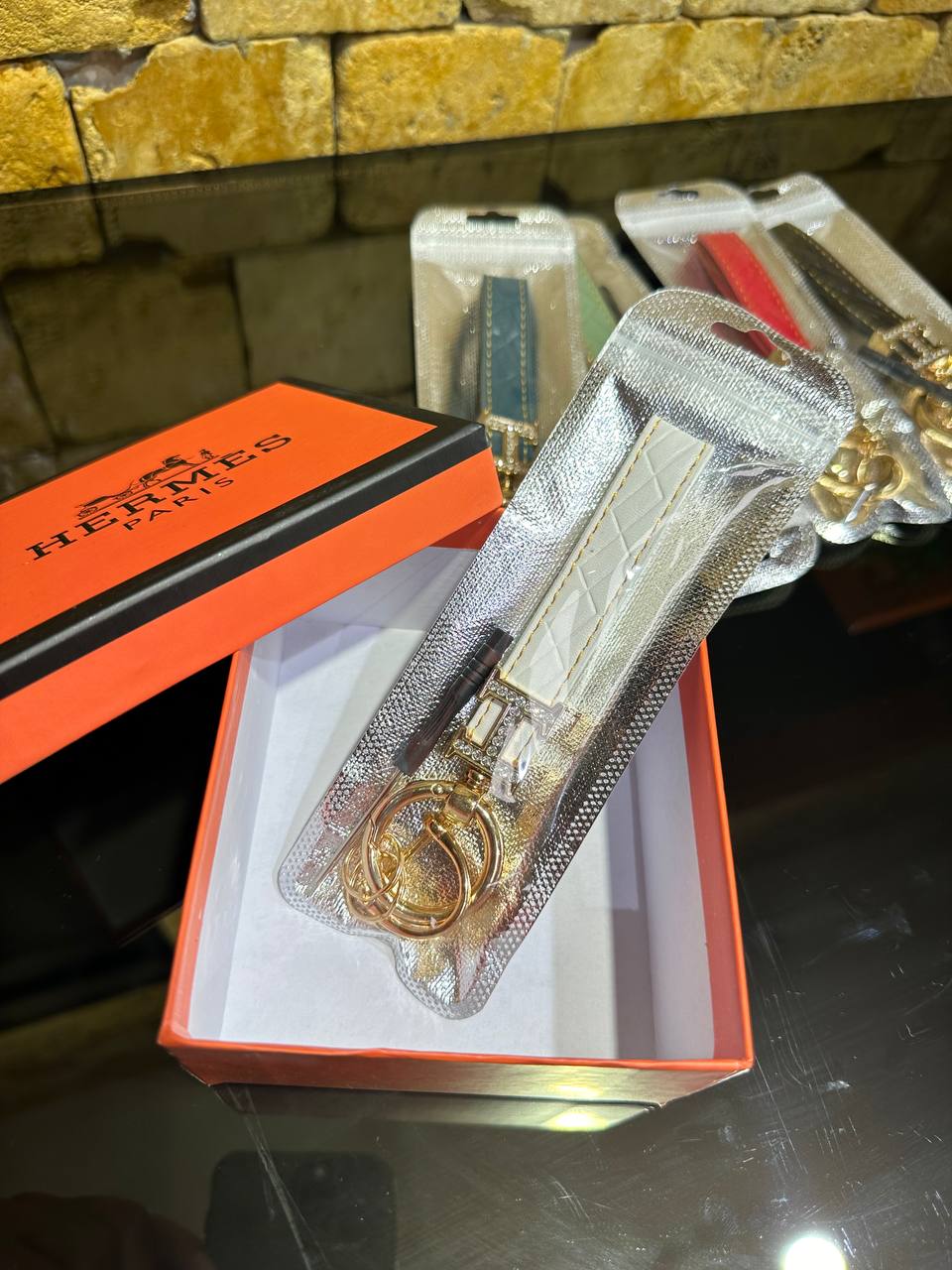 Hermes Μπρελόκ Άσπρο