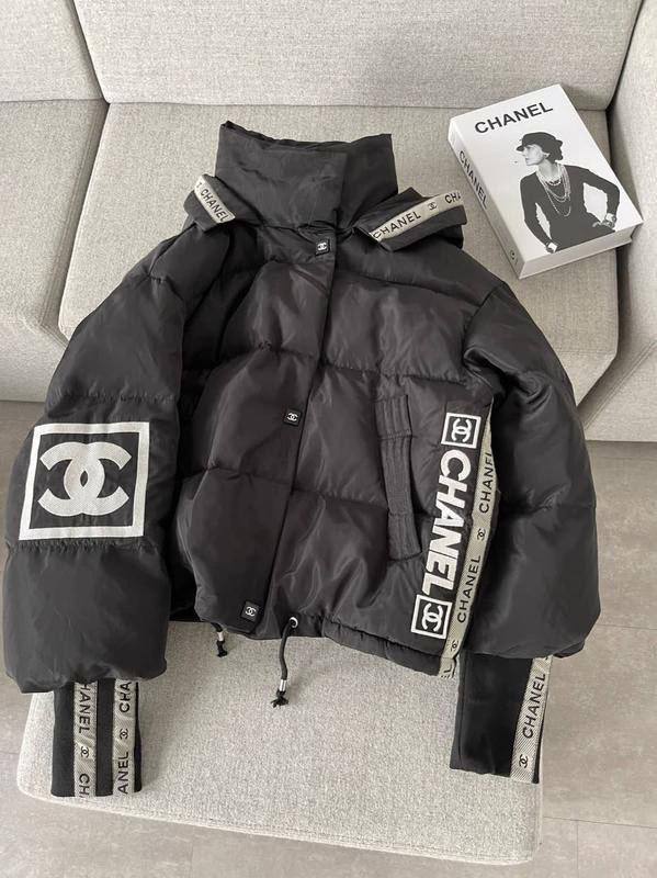 Chanel Μπουφάν