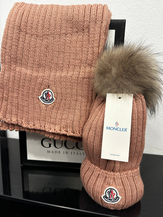 Σετ Κασκόλ και Σκουφάκι Moncler